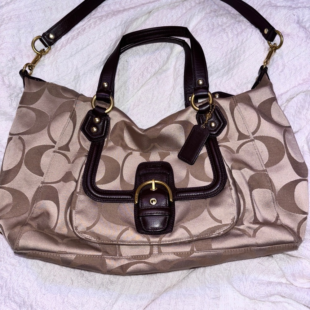 Coach XL Signature Tote - Style F26268 Excellent Condition